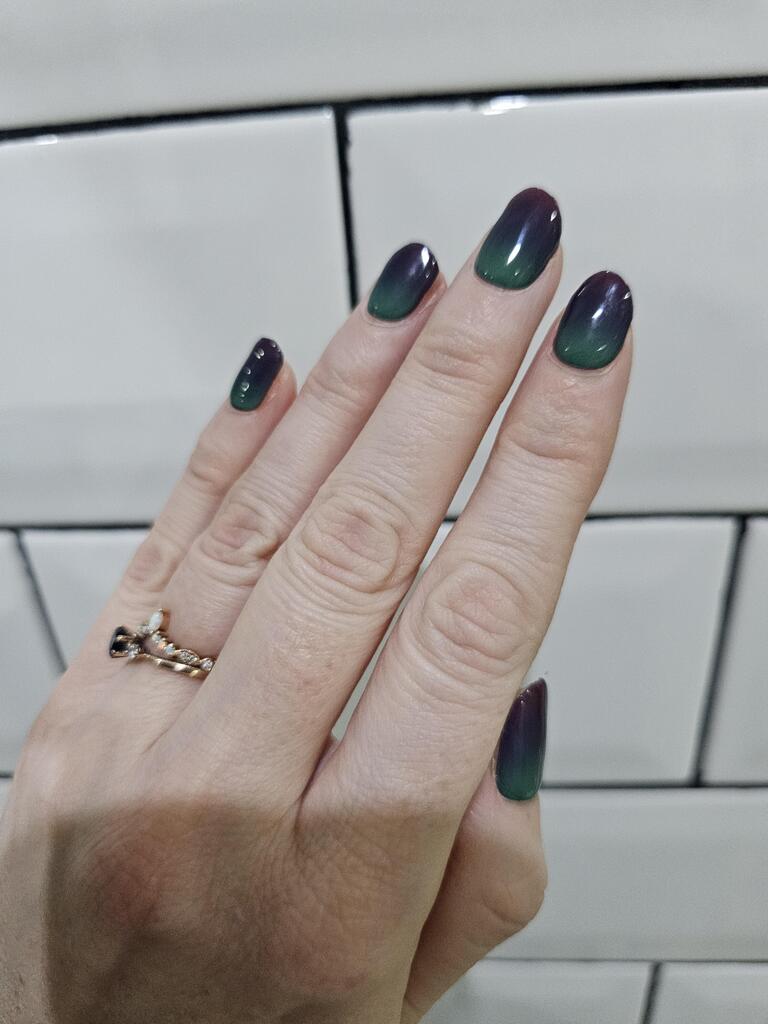 Holy Grail Nail Love Potion - Gels