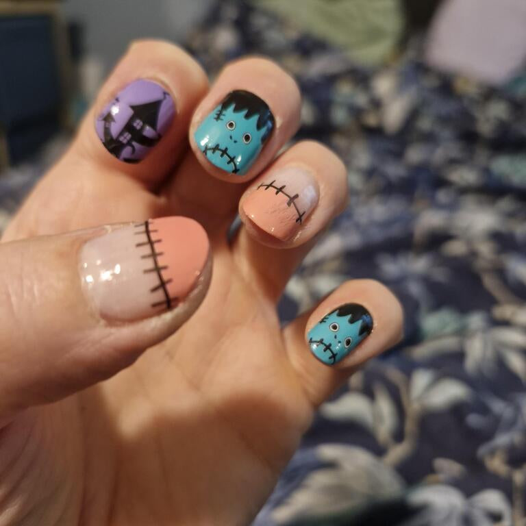 Holy Grail Nail Non-UV Nail Wraps Fright for Your Right to Party - Holy Classics (Non-UV Nail Wraps)