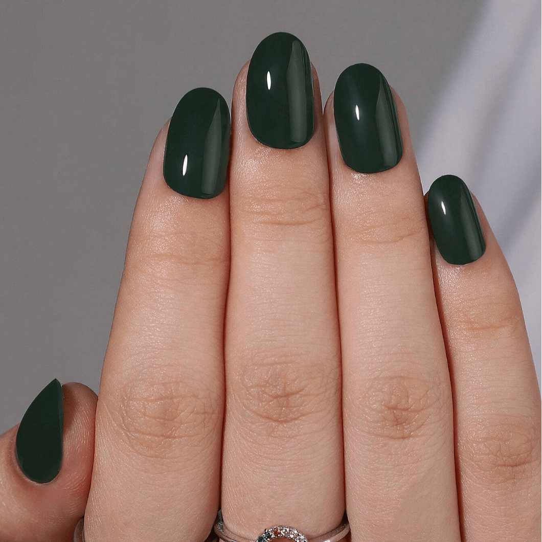 Holy Grail Nail press on Hunter - Soft Gel Press Ons (Short Oval)