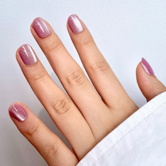 Holy Grail Nail press on Pretty Savage (Cat's Eye) Soft Gel Press Ons (Extra Short Natural)