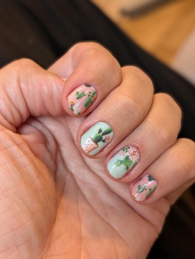 Holy Grail Nail Non-UV Nail Wraps Cactus - Holy Classics (Non-UV Nail Wraps)