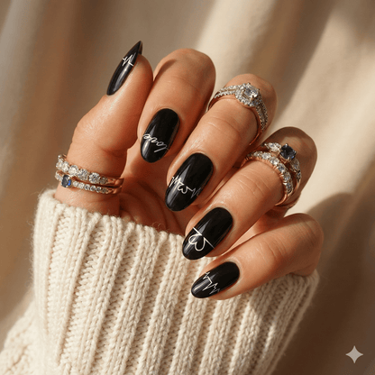 Holy Grail Nail Non-UV Nail Wraps Love Shock - Holy Classics (Non-UV Nail Wraps)