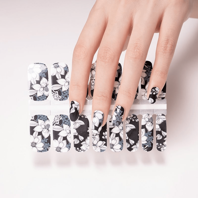 Holy Grail Nail Non-UV Nail Wraps Peony Black - Holy Classics (Non-UV Nail Wraps)