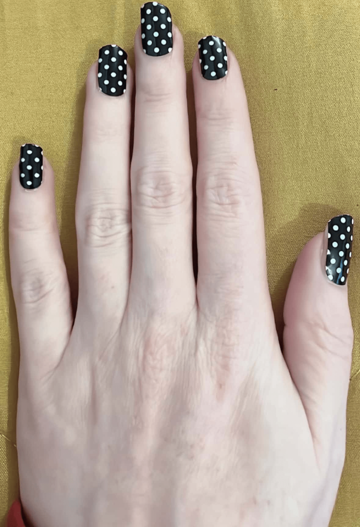 Holy Grail Nail Non-UV Nail Wraps Polka Dot Black - Holy Classics (Non-UV Nail Wraps)