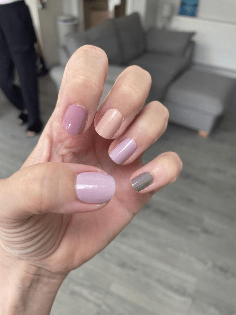 Holy Grail Nail Non-UV Nail Wraps Shades of Sulking Pink (Mani) - Holy Classics (Non-UV Nail Wraps)