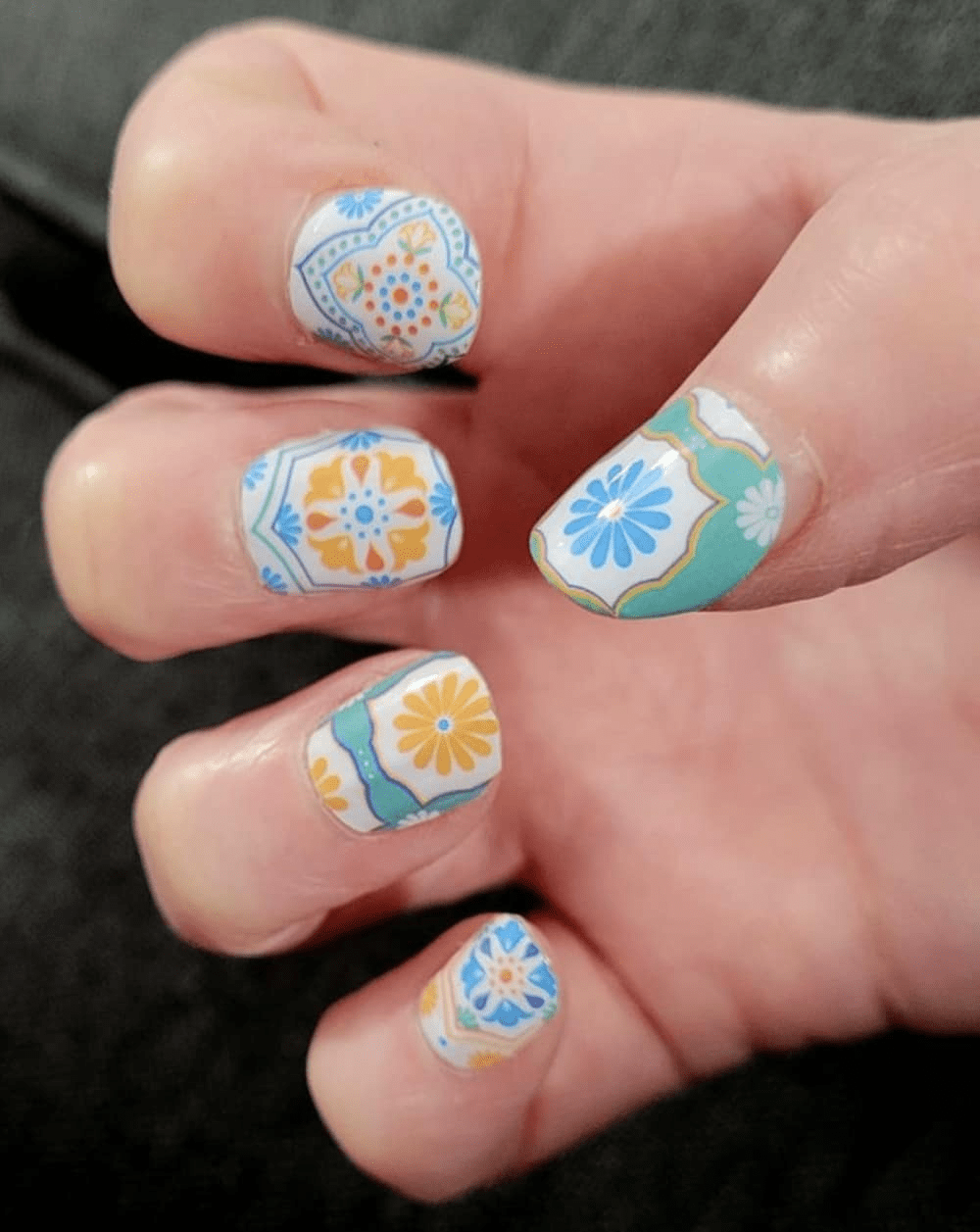 Holy Grail Nail Non-UV Nail Wraps That 70's One - Holy Classics (Non-UV Nail Wraps)