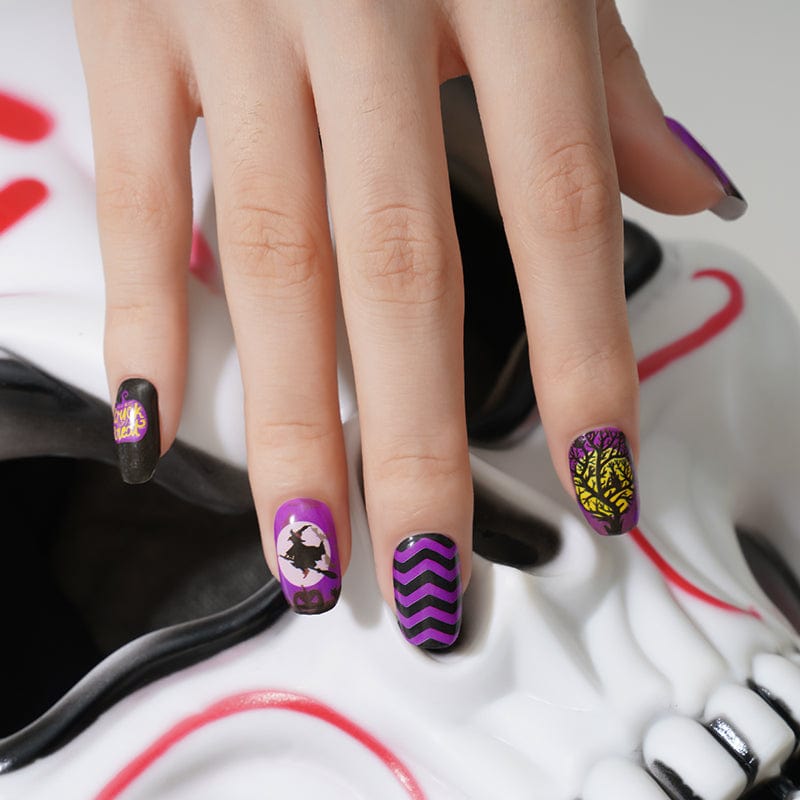 Holy Grail Nail Non-UV Nail Wraps Witching You a Happy Halloween - Holy Classics (Non-UV Nail Wraps)