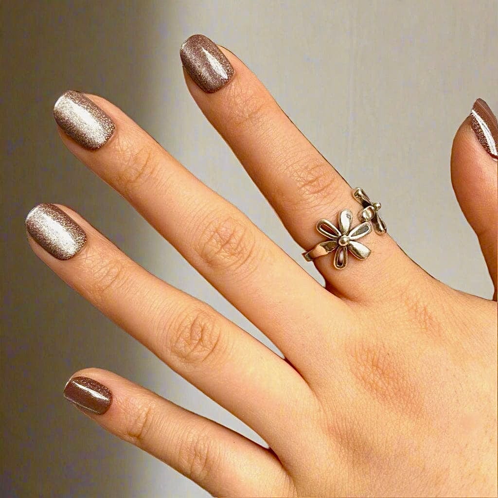 Holy Grail Nail press on After Dark (Cat's Eye) Soft Gel Press Ons (Extra Short Natural)