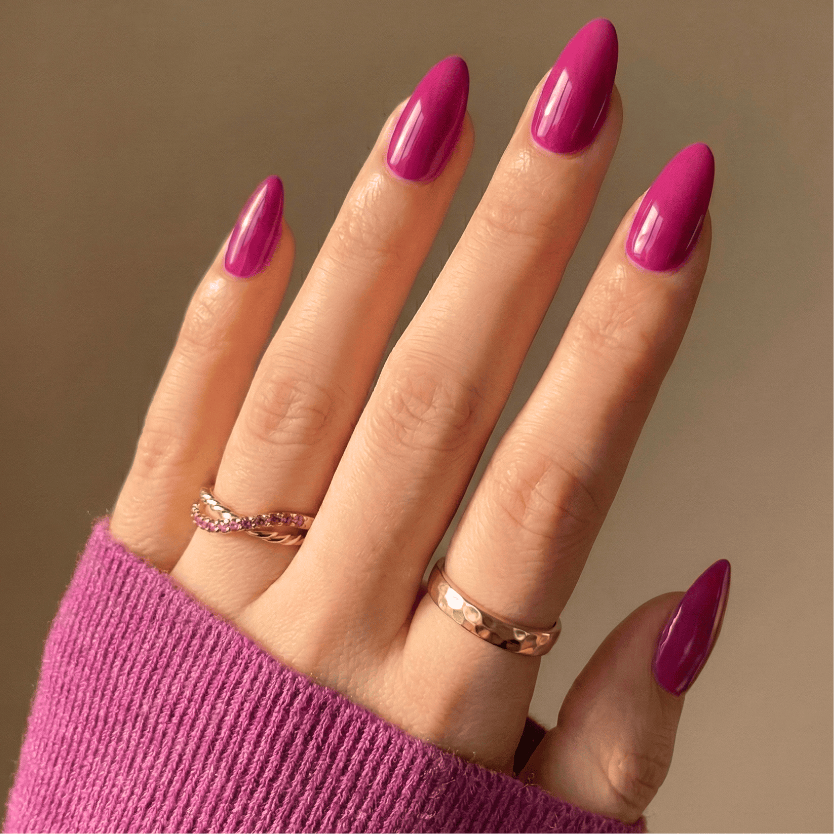 Holy Grail Nail press on High Heels & Chaos - Soft Gel Press Ons (Short Almond)