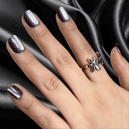 Holy Grail Nail press on High Voltage (Cat's Eye) Soft Gel Press Ons (Extra Short Natural)