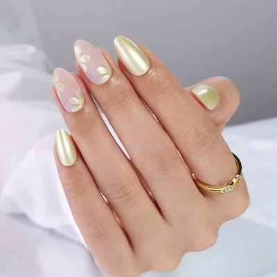 Pearl Flower  - Soft Gel Press Ons (Short Almond)